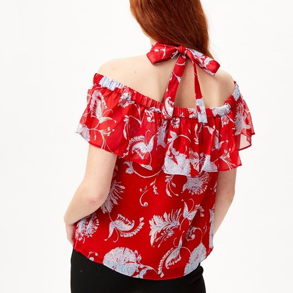 NWOT Tommy Hilfiger red off the shoulder halter top size L - Picture 2 of 3